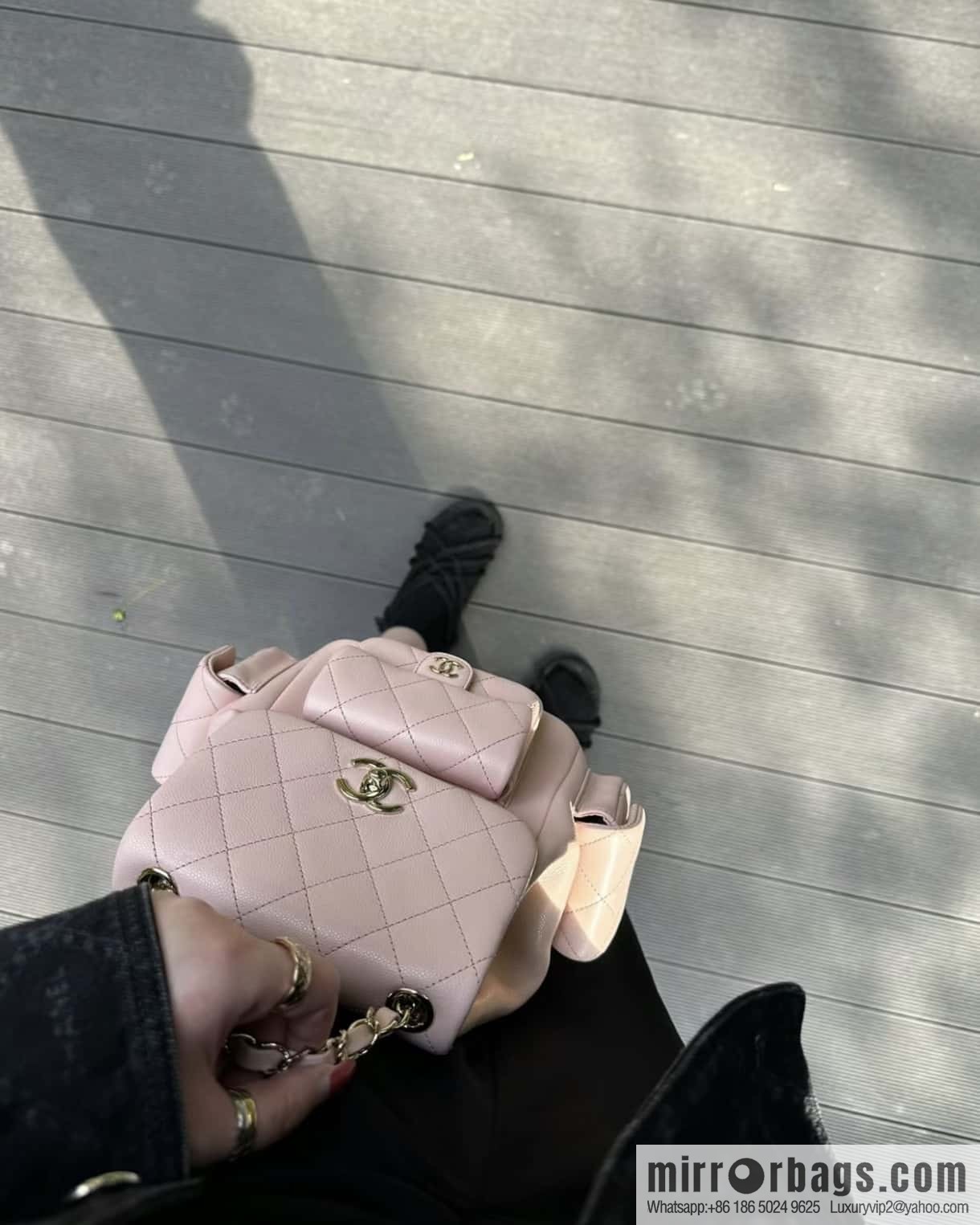 CHANEL 23K new, tank Dumas large shoulder backpack AS4398 light pink