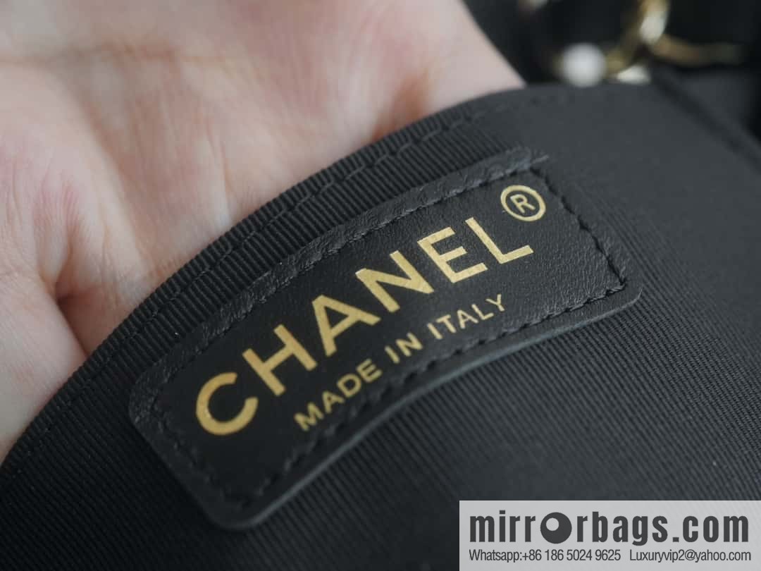 CHANEL 23K new, tank Dumas large shoulder backpack AS4398 black