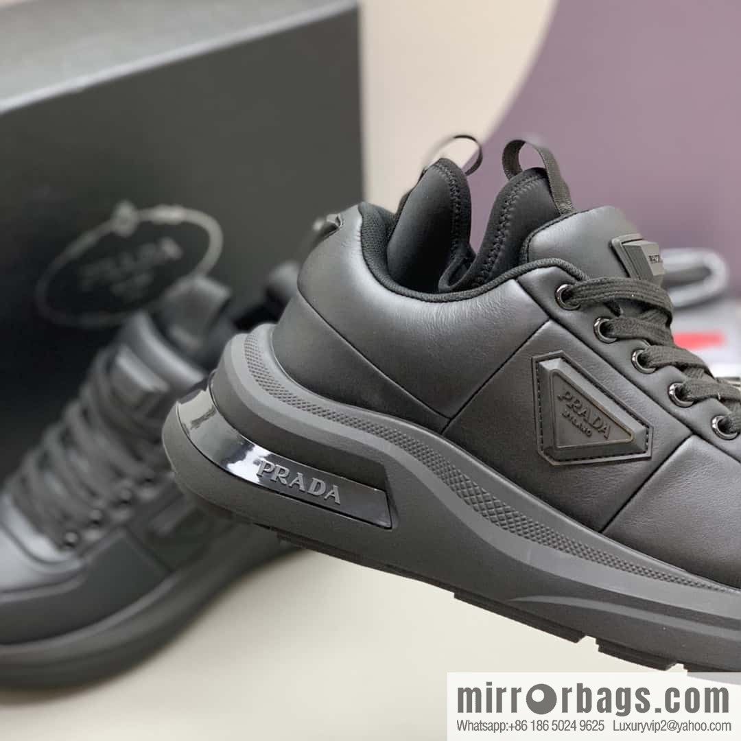 PRADA tongue embossed logo letters, autumn and winter men's casual shoes