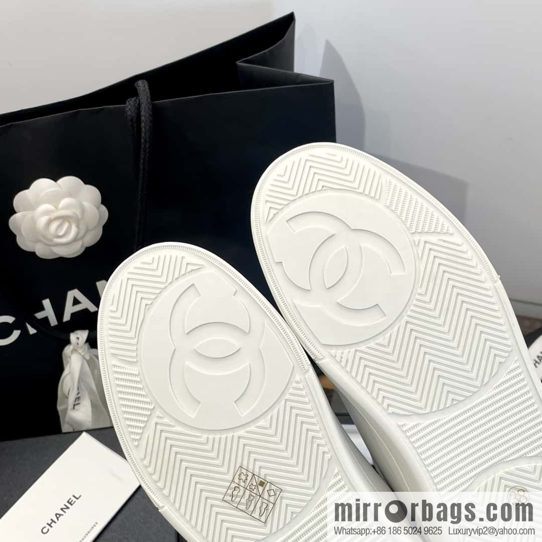 CHANEL Xiaoxiang bronzing casual sports little white shoes G45080