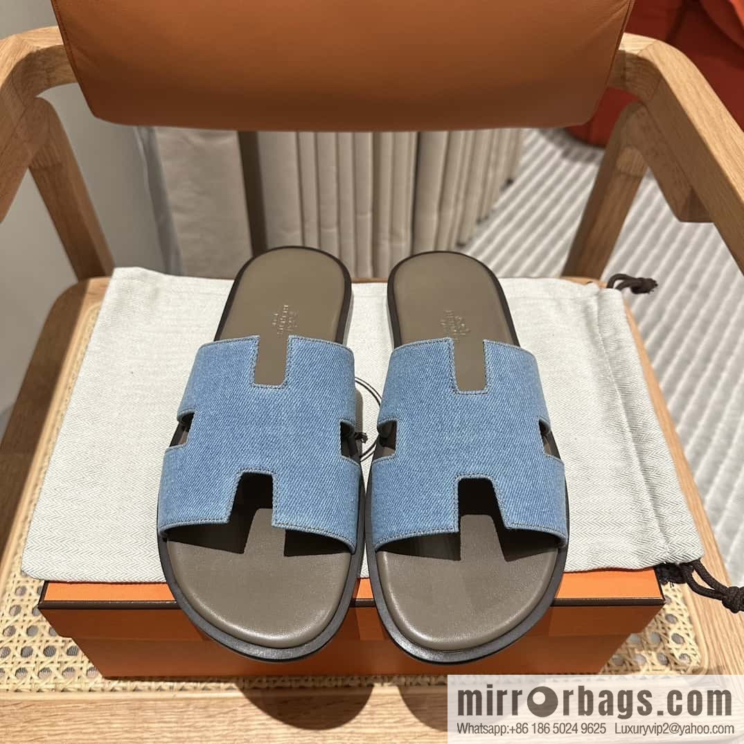 Hermès Men's Slippers