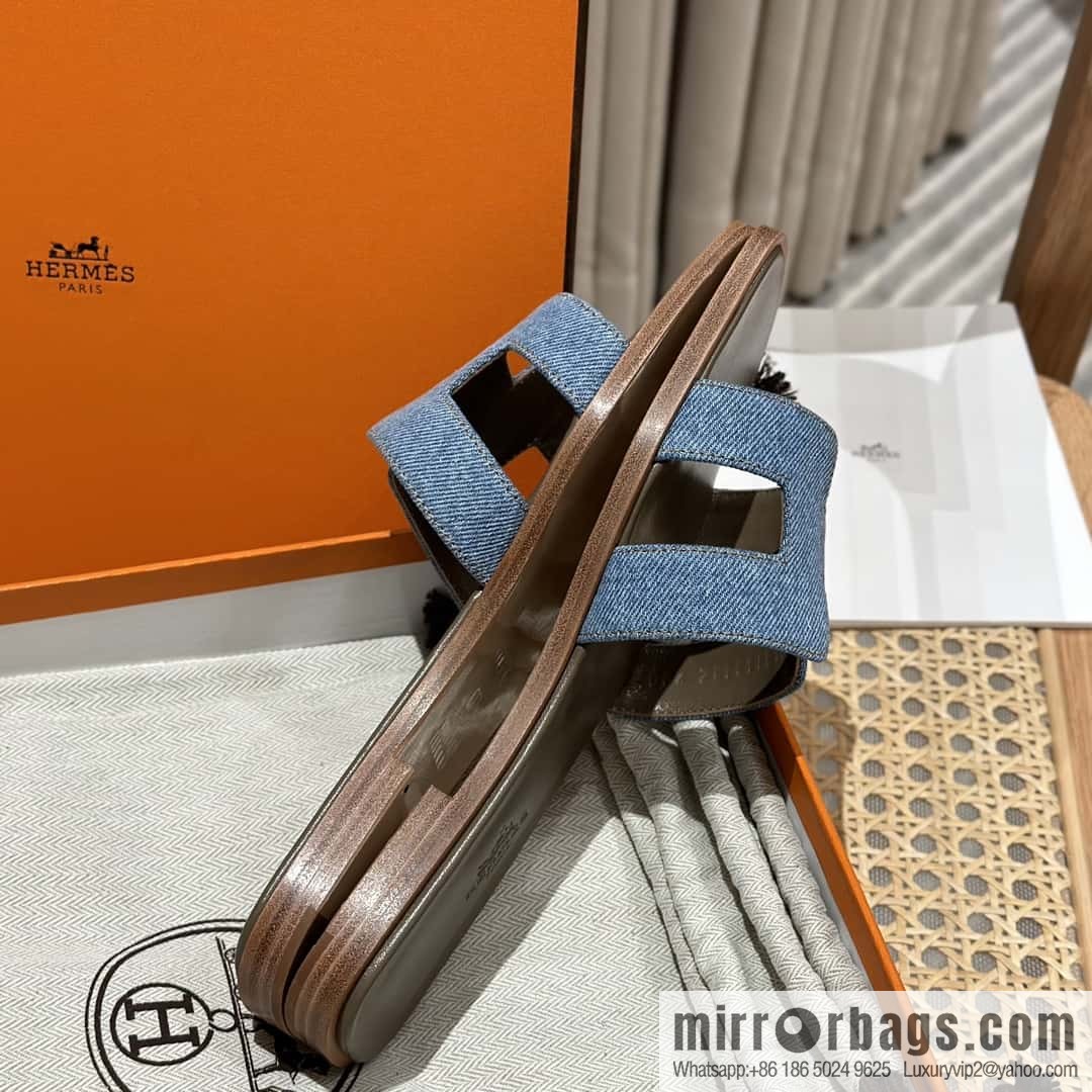 Hermes, classic slippers.