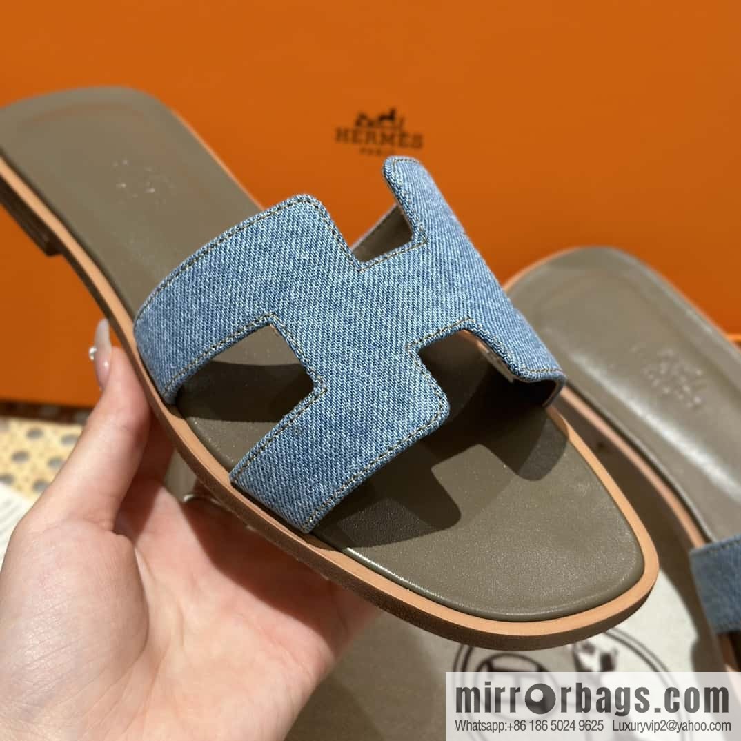 Hermes, classic slippers.