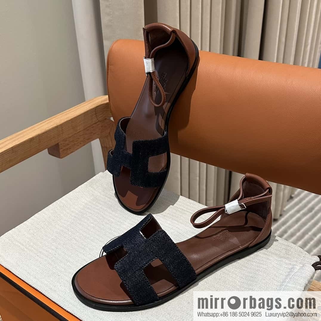 Hermès denim, new little sandals.
