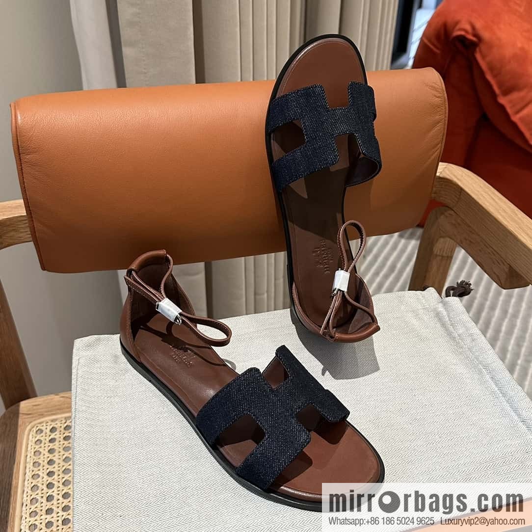Hermès denim, new little sandals.