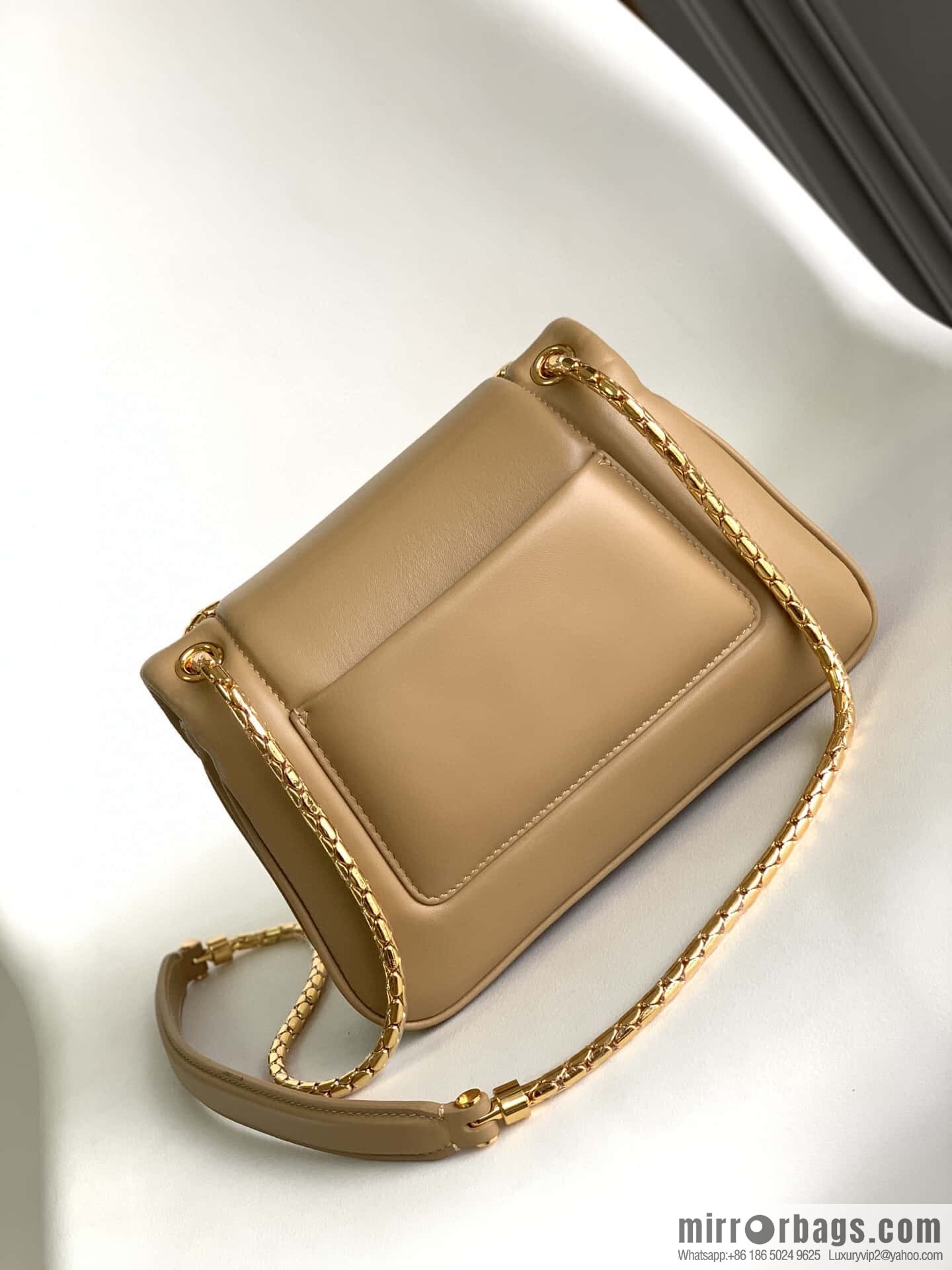 BVLGARI Bulgari SERPENTI REVERSE Small Shoulder Bag 292123 Apricot 22CM