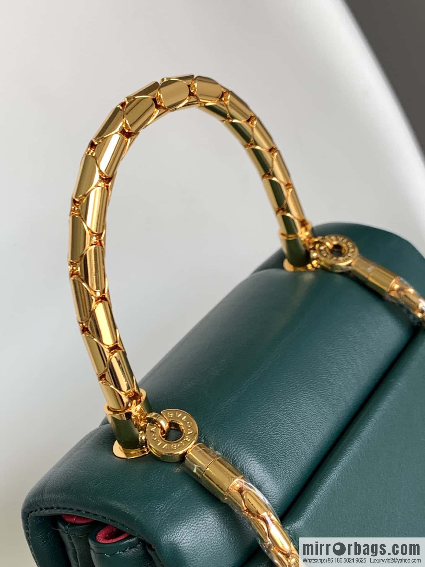 BVLGARI Bulgari SERPENTI REVERSE Small tote bag 292128 green 20CM
