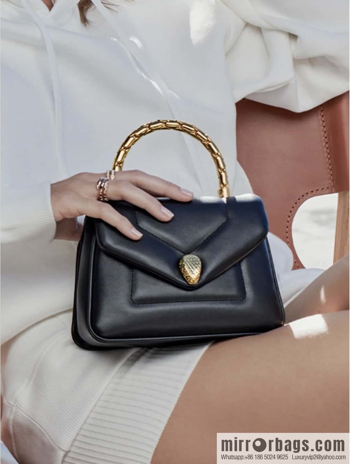 BVLGARI Bulgari SERPENTI REVERSE Small tote bag 292128 black 20CM