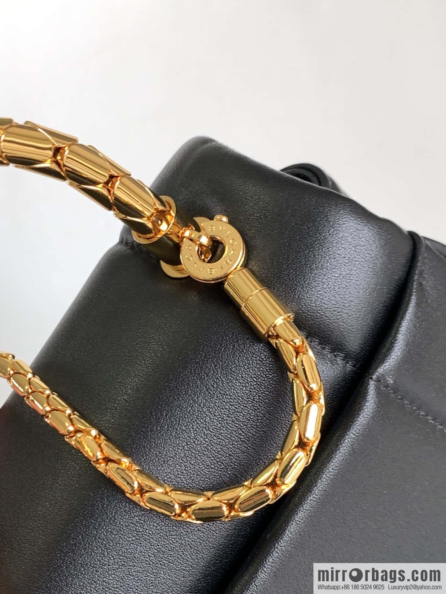 BVLGARI Bulgari SERPENTI REVERSE Small tote bag 292128 black 20CM