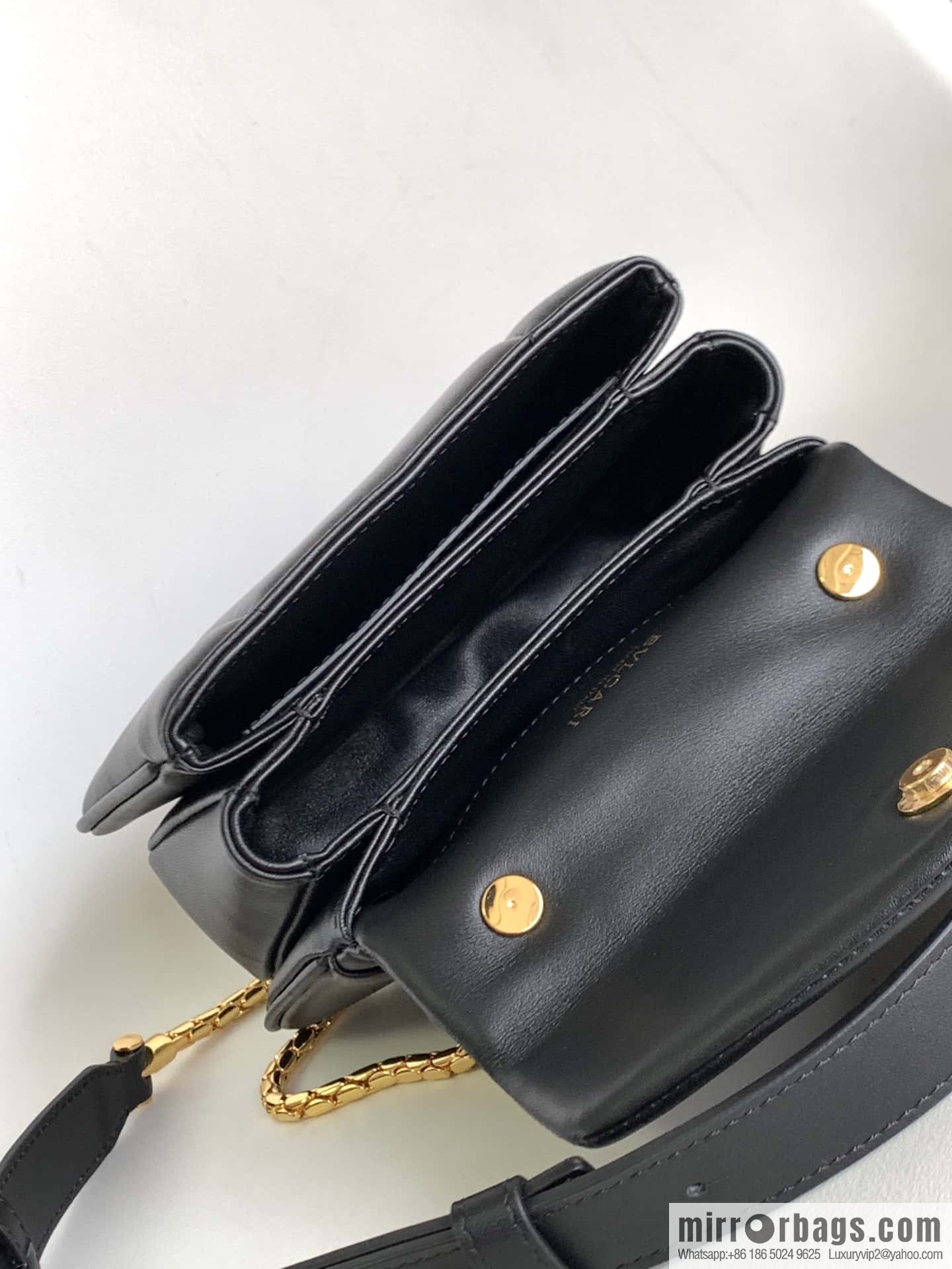 BVLGARI Bulgari SERPENTI REVERSE Small tote bag 292128 black 20CM