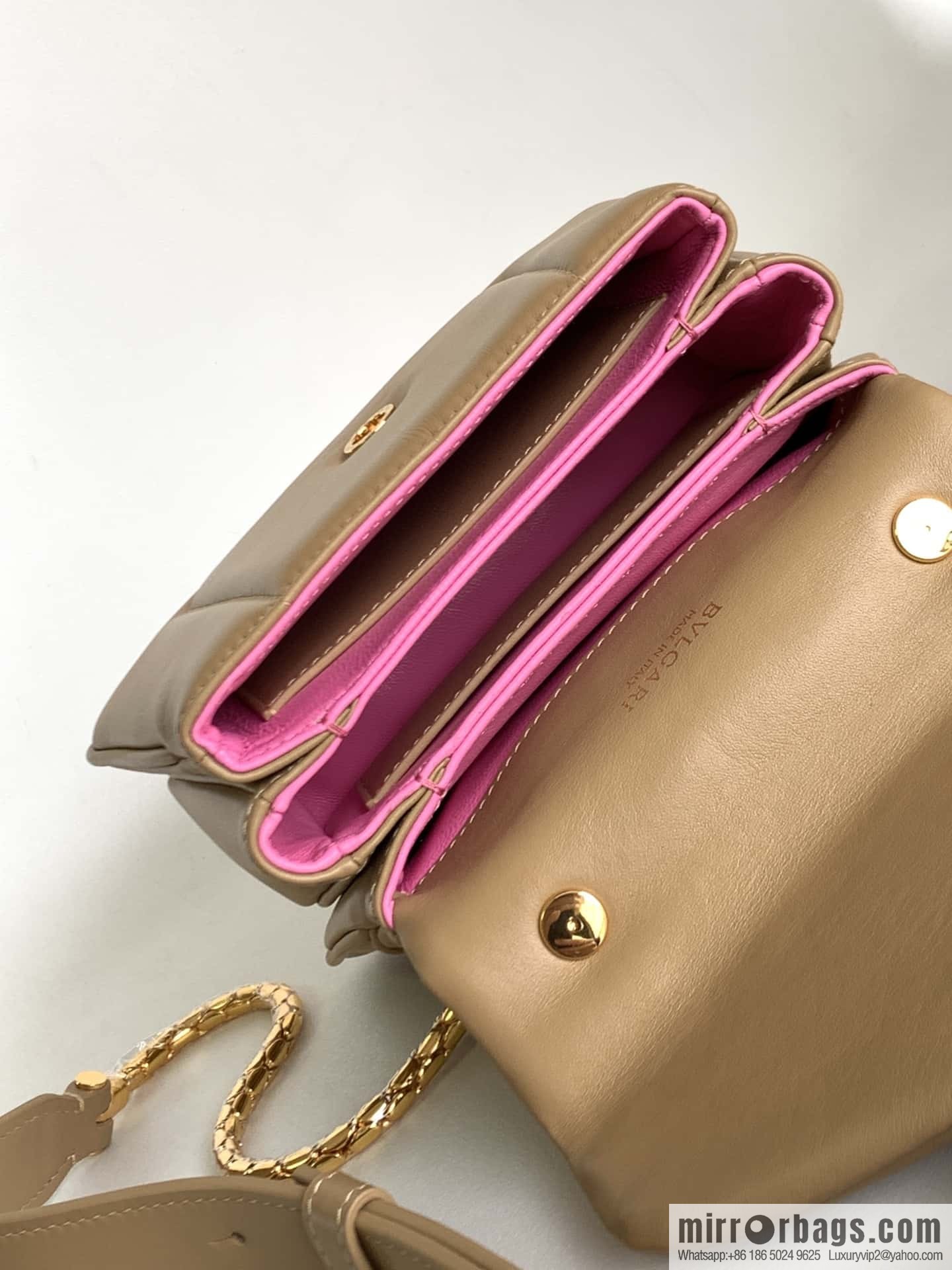 BVLGARI Bulgari SERPENTI REVERSE Small tote bag 292128 Milk tea color 20CM