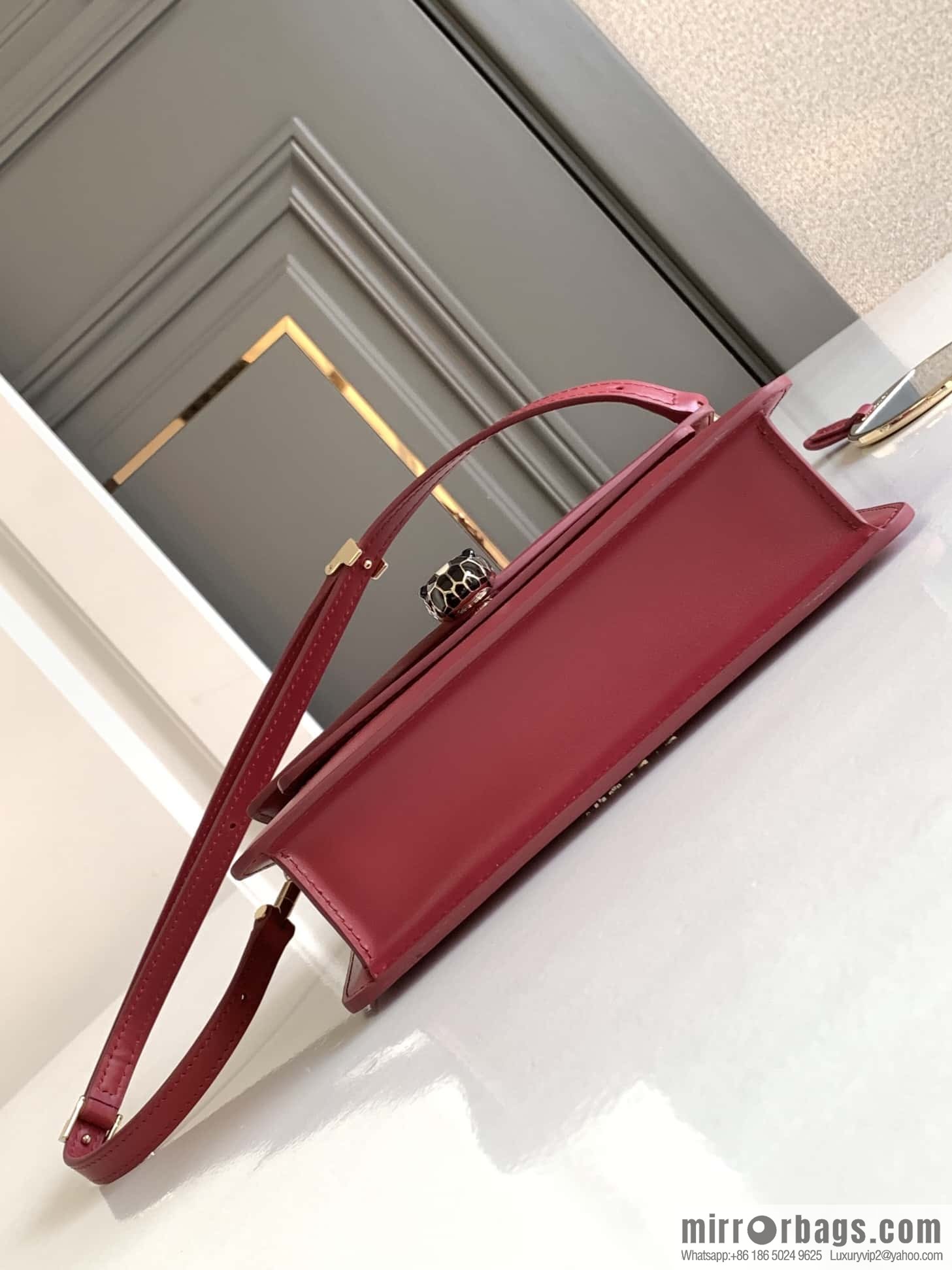 BVLGARI Bulgari EAST-WEST Series Small Shoulder Bag 292103 Anemone Spinel Pink 22CM