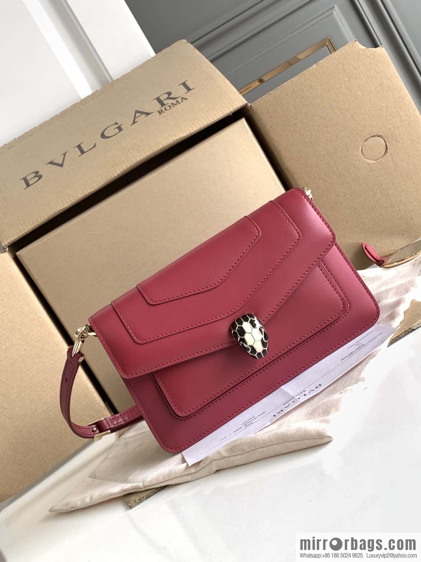 BVLGARI Bulgari EAST-WEST Series Small Shoulder Bag 292103 Anemone Spinel Pink 22CM