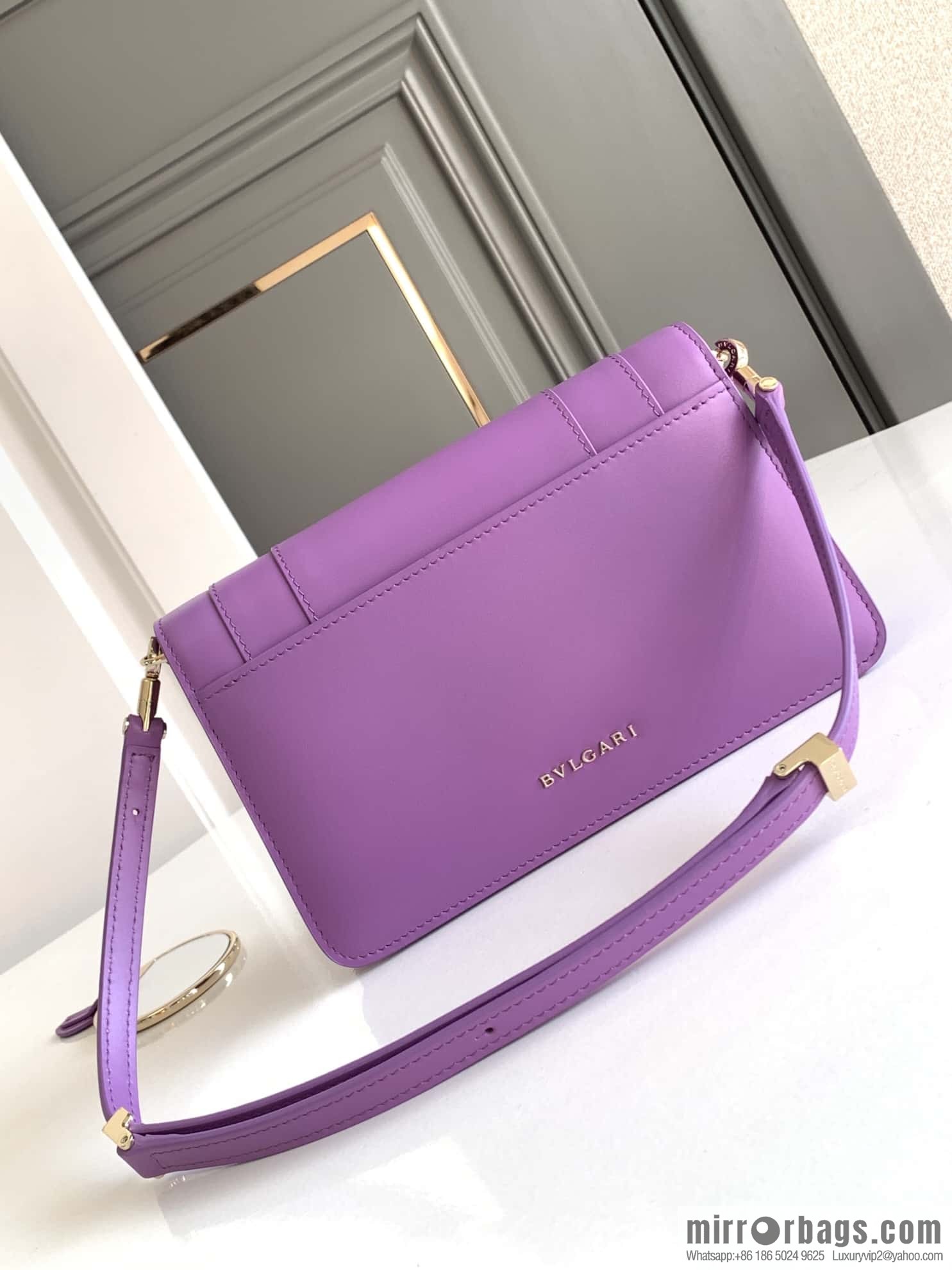 BVLGARI Bulgari EAST-WEST Series Small Shoulder Bag 292103 Light Purple Crystal Lilac 22CM