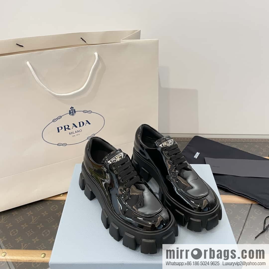 PRADA PRADA Triangle Standard Band Saw Gear, Platform Muffin Shoes