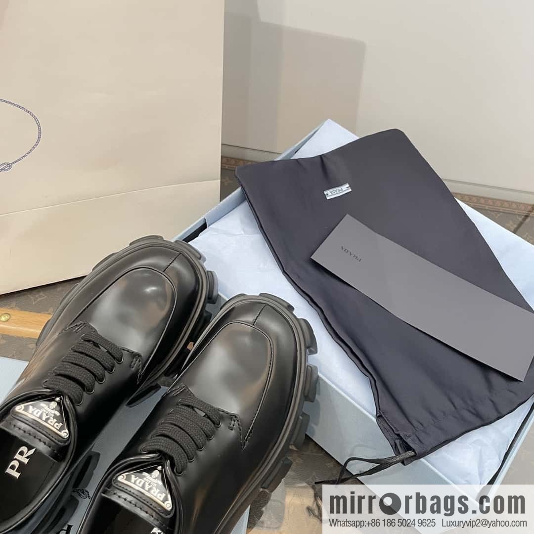 PRADA PRADA Triangle Standard Band Saw Gear, Platform Muffin Shoes