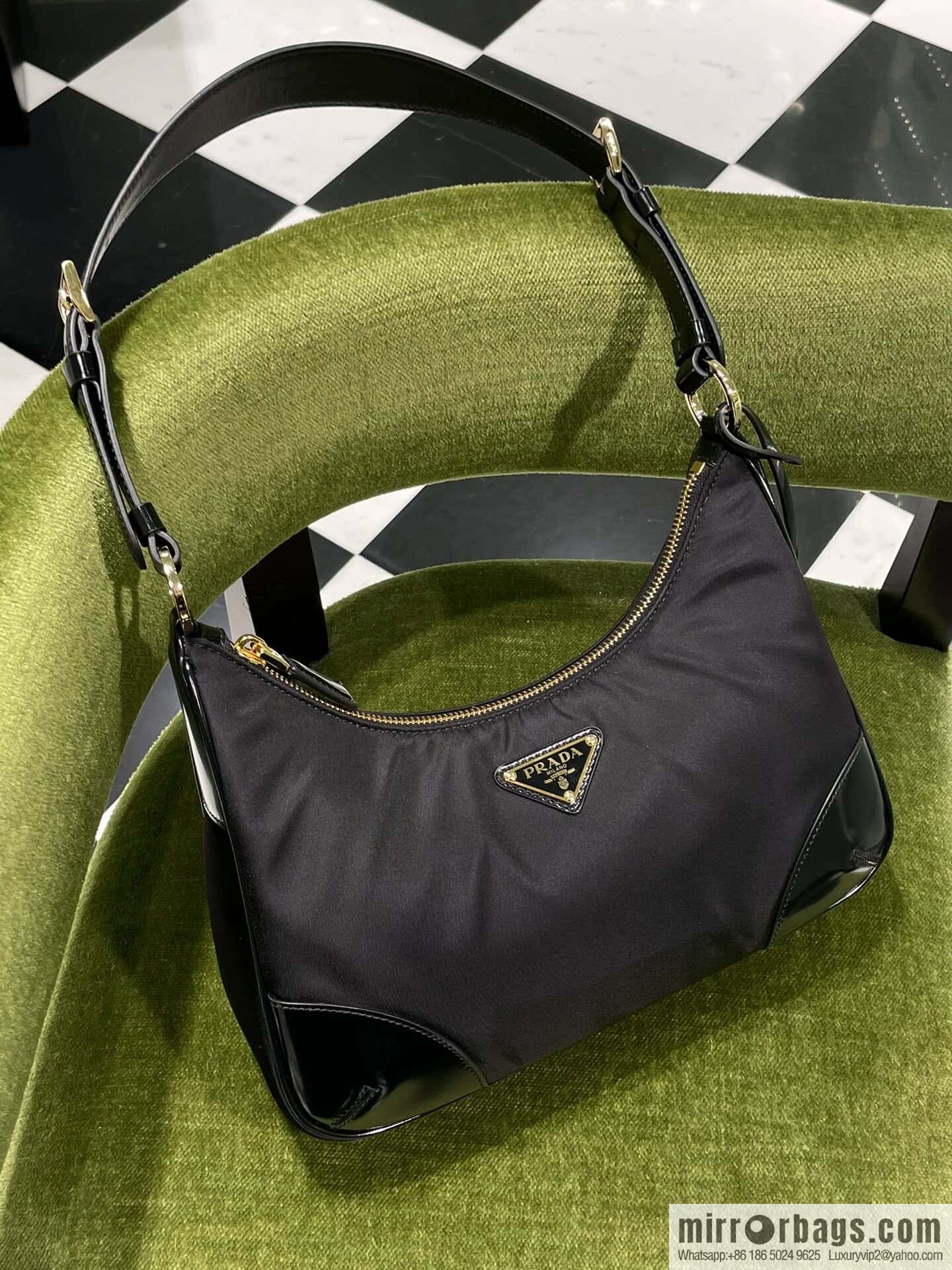 PRADA nylon with glossy leather new armpit bag 🎉 1BC214