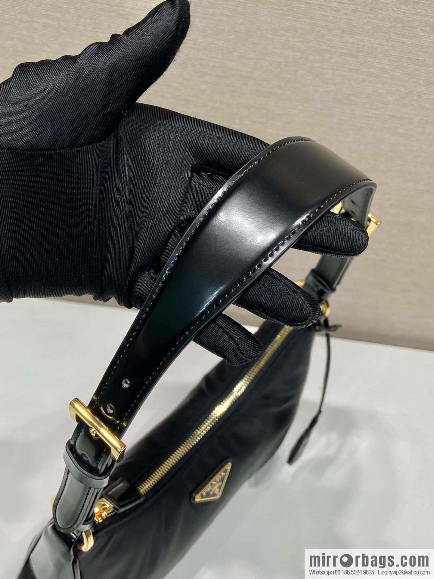PRADA nylon with glossy leather new armpit bag 🎉 1BC214
