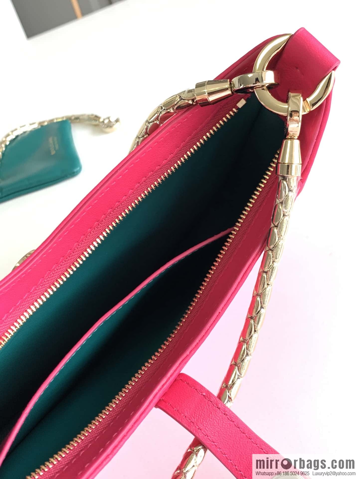 BVLGARI Bulgari SERPENTI BAIA series small shoulder bag 293208 tourmaline rose red 27CM