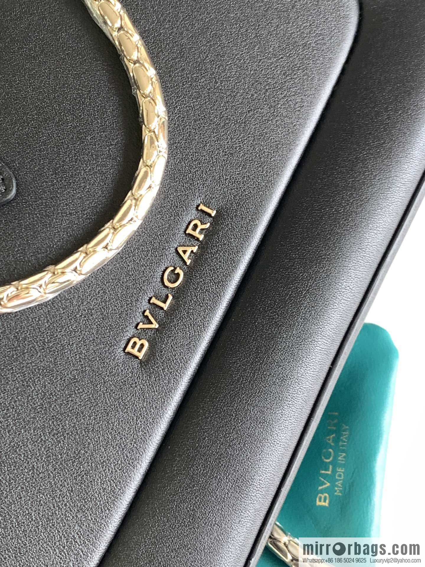 BVLGARI Bulgari SERPENTI BAIA series small shoulder bag 293208 black 27CM