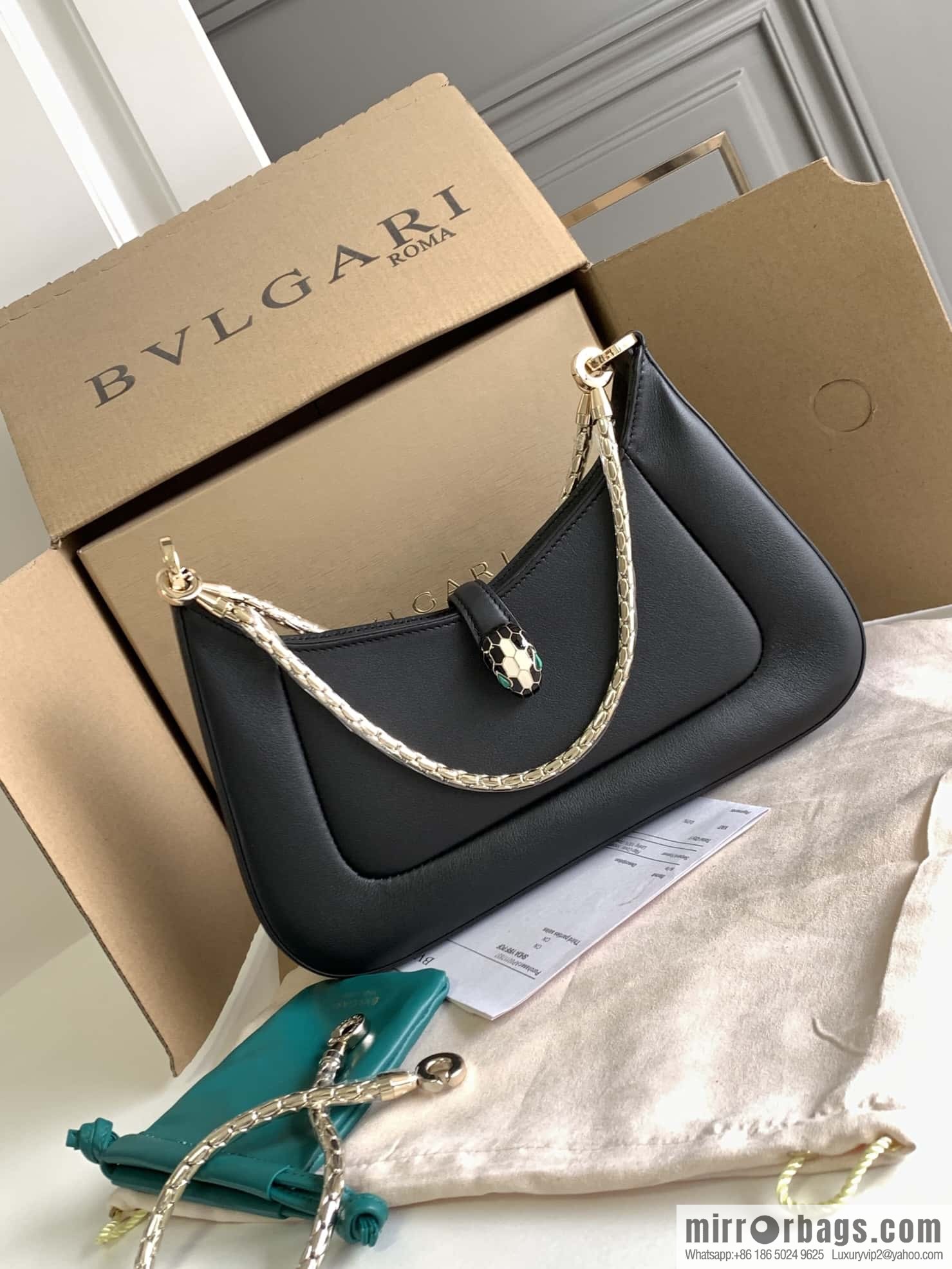 BVLGARI Bulgari SERPENTI BAIA series small shoulder bag 293208 black 27CM
