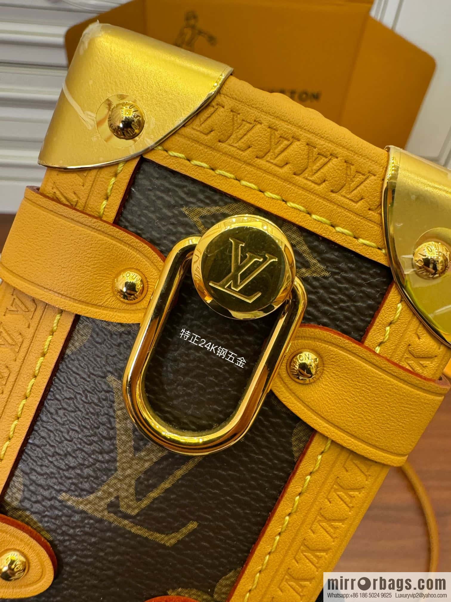 LV M46815 Side Trunk PM