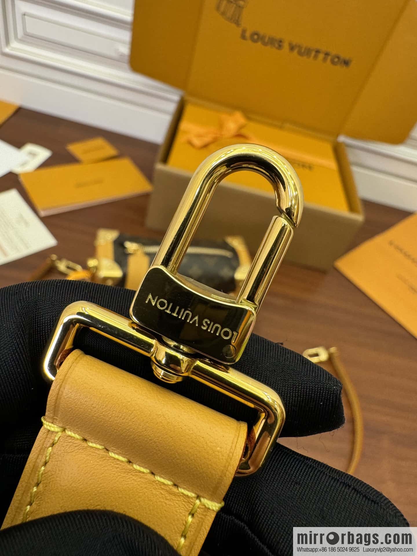 LV M46815 Side Trunk PM