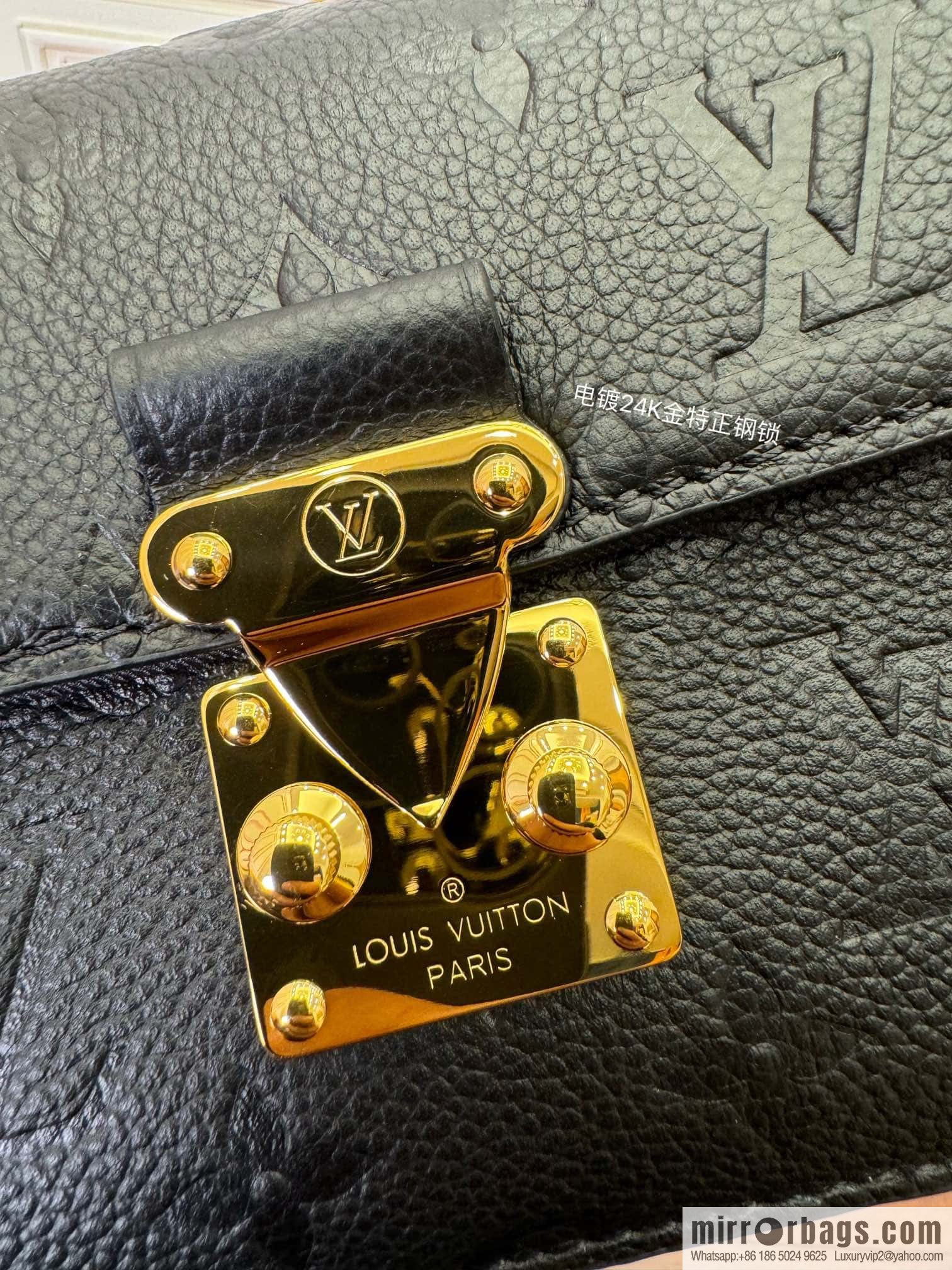 LV M82637 Wallet On Chain Métis