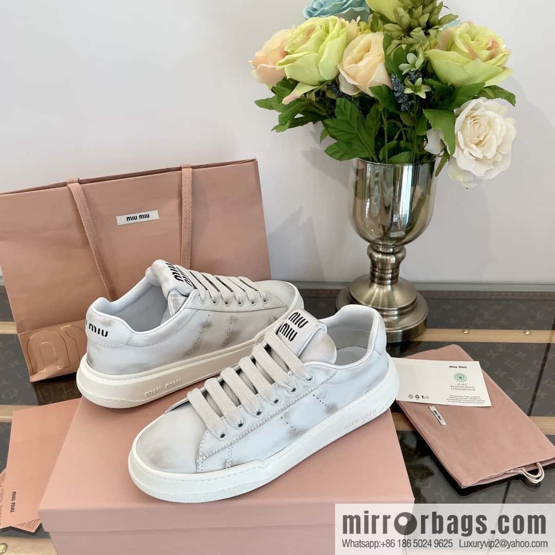 MIUMIU Miao Miao Old dirty casual sports little white shoes