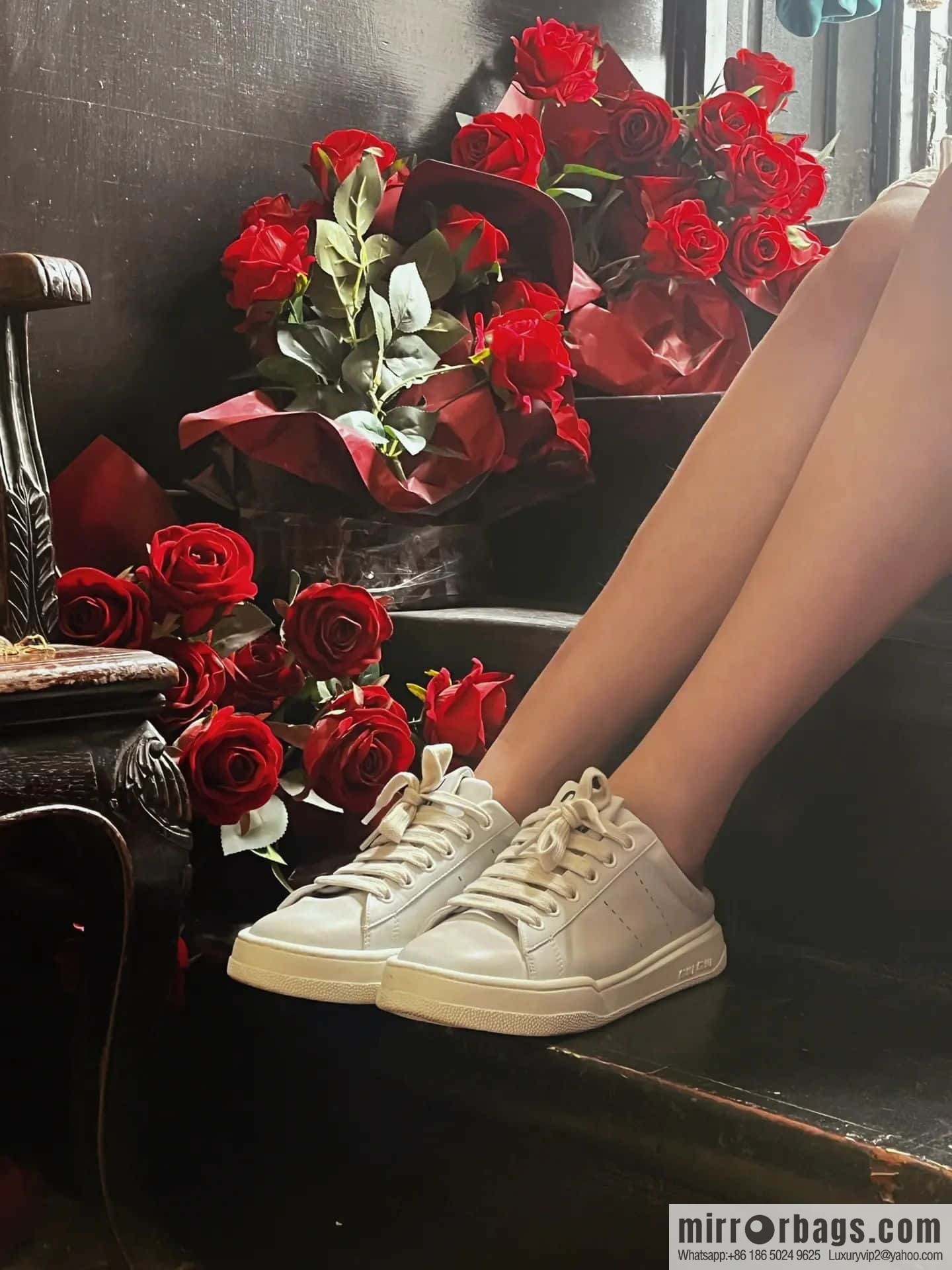 MIUMIU Miao Miao Old dirty casual one pedal half tray white shoes