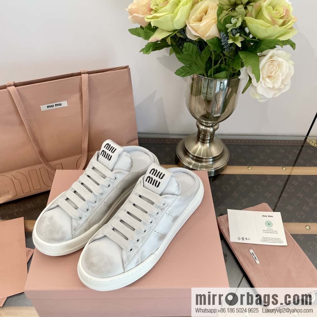 MIUMIU Miao Miao Old dirty casual one pedal half tray white shoes