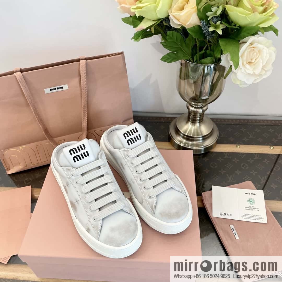 MIUMIU Miao Miao Old dirty casual one pedal half tray white shoes