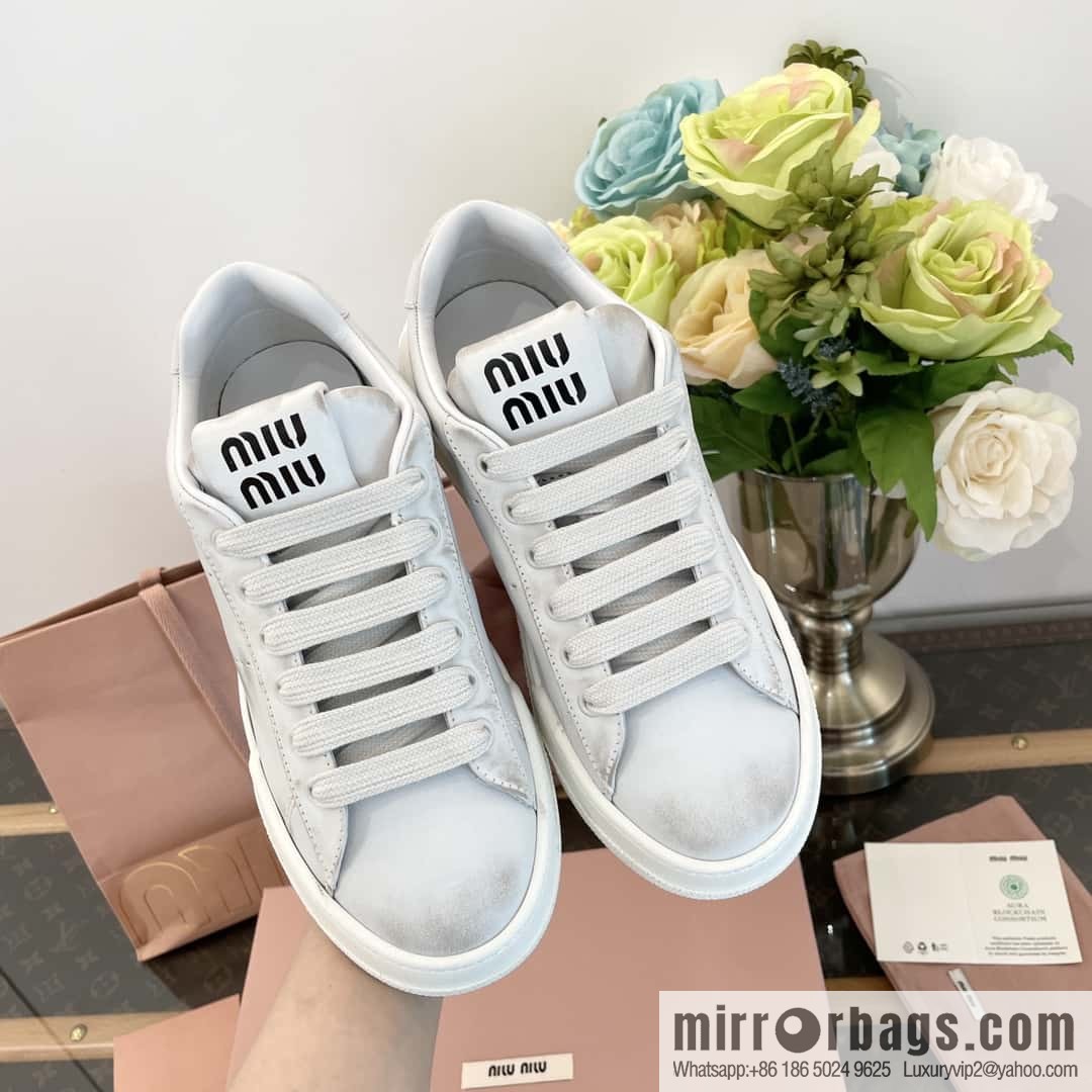 MIUMIU Miao Miao Old dirty casual one pedal half tray white shoes