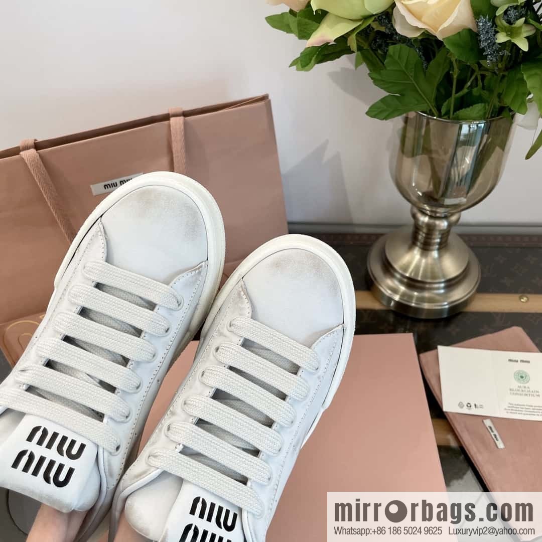 MIUMIU Miao Miao Old dirty casual one pedal half tray white shoes