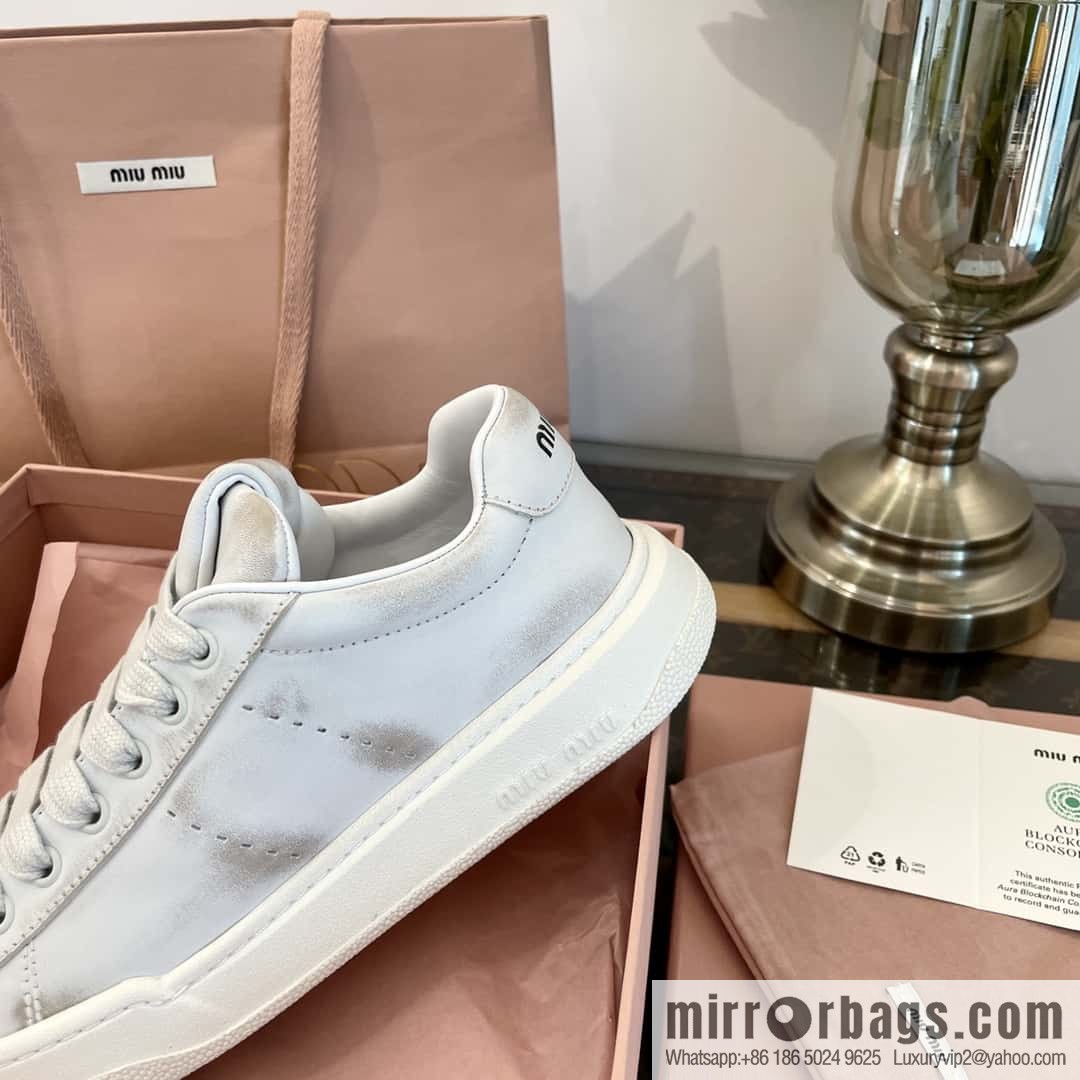 MIUMIU Miao Miao Old dirty casual one pedal half tray white shoes