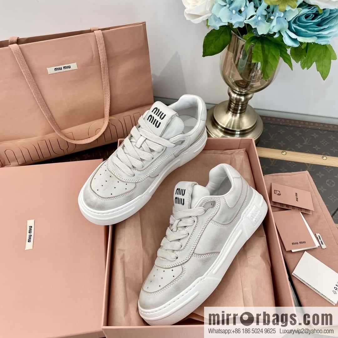 MIUMIU Miao Miao Old dirty platform sports little white shoes