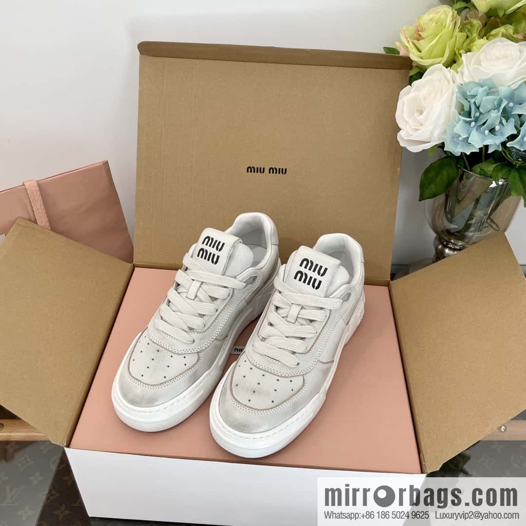 MIUMIU Miao Miao Old dirty platform sports little white shoes