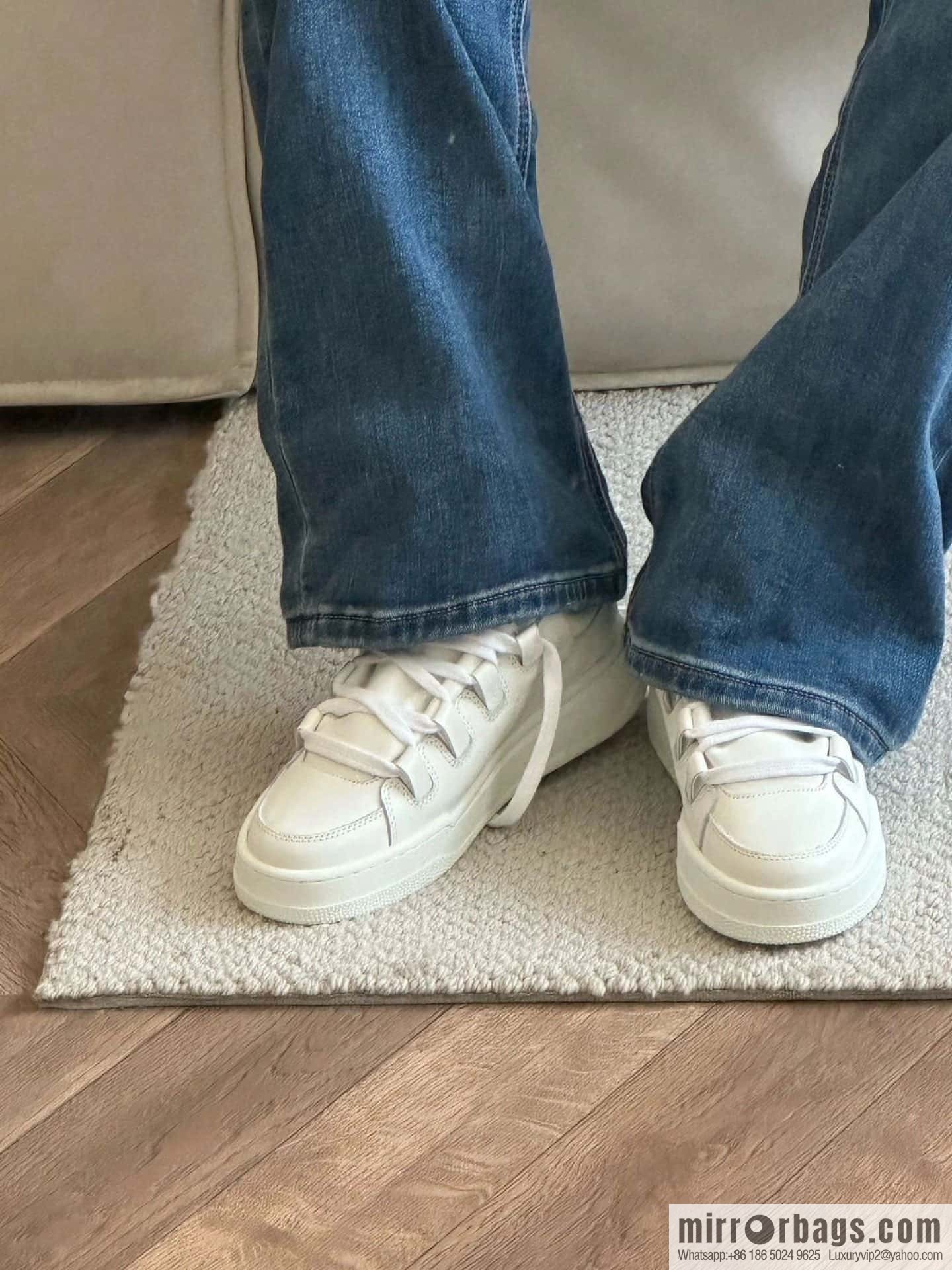 MIUMIU Miu Miu spring and summer platform casual white shoes