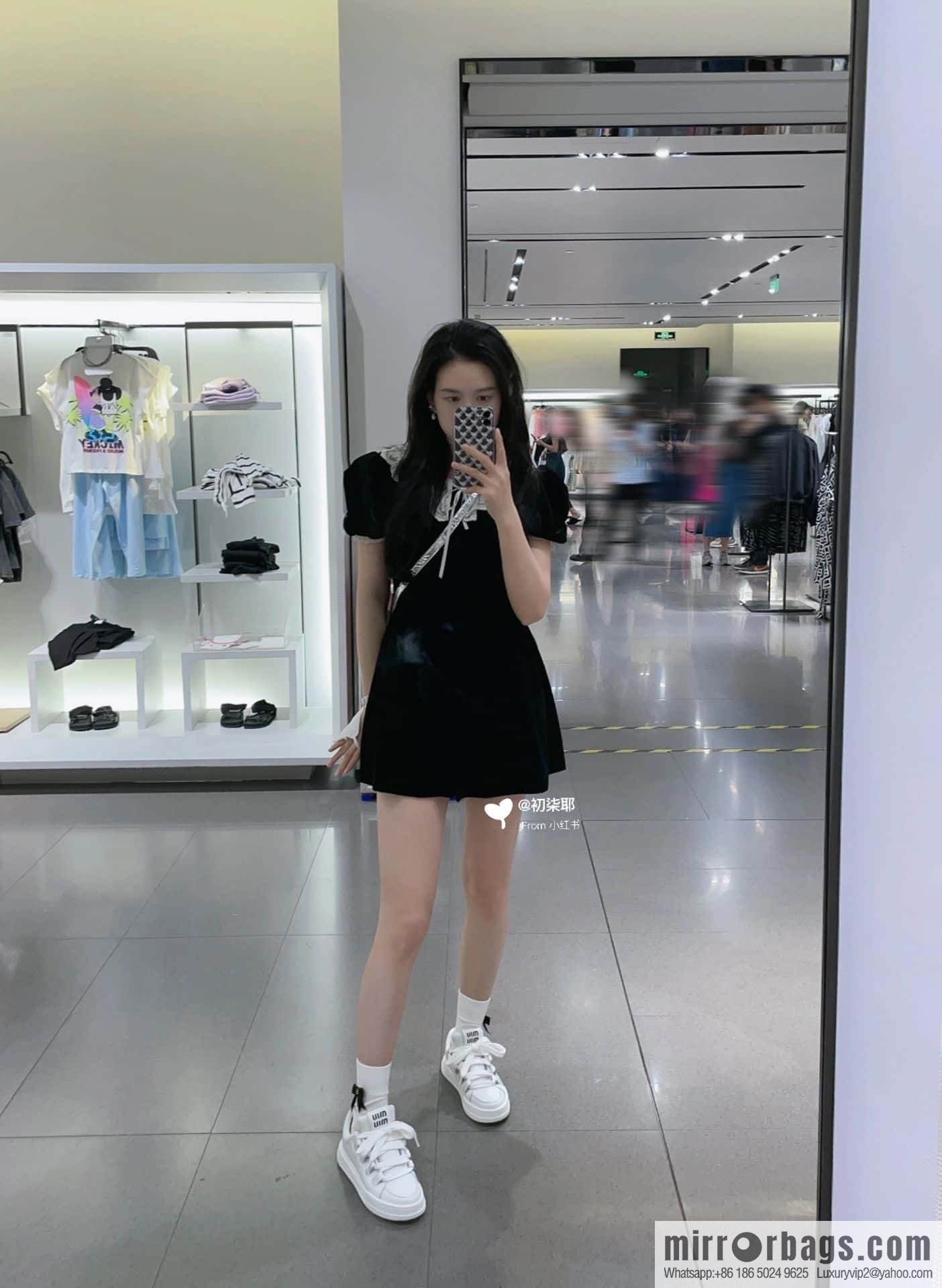 MIUMIU Miu Miu spring and summer platform casual white shoes
