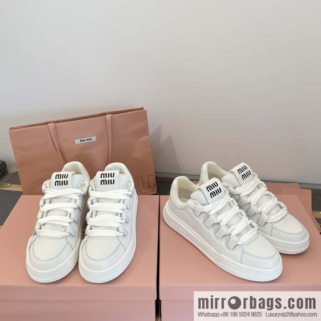 MIUMIU Miu Miu spring and summer platform casual white shoes