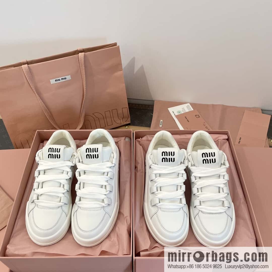 MIUMIU Miu Miu spring and summer platform casual white shoes