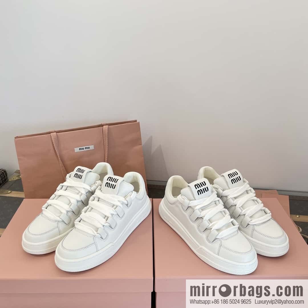 MIUMIU Miu Miu spring and summer platform casual white shoes