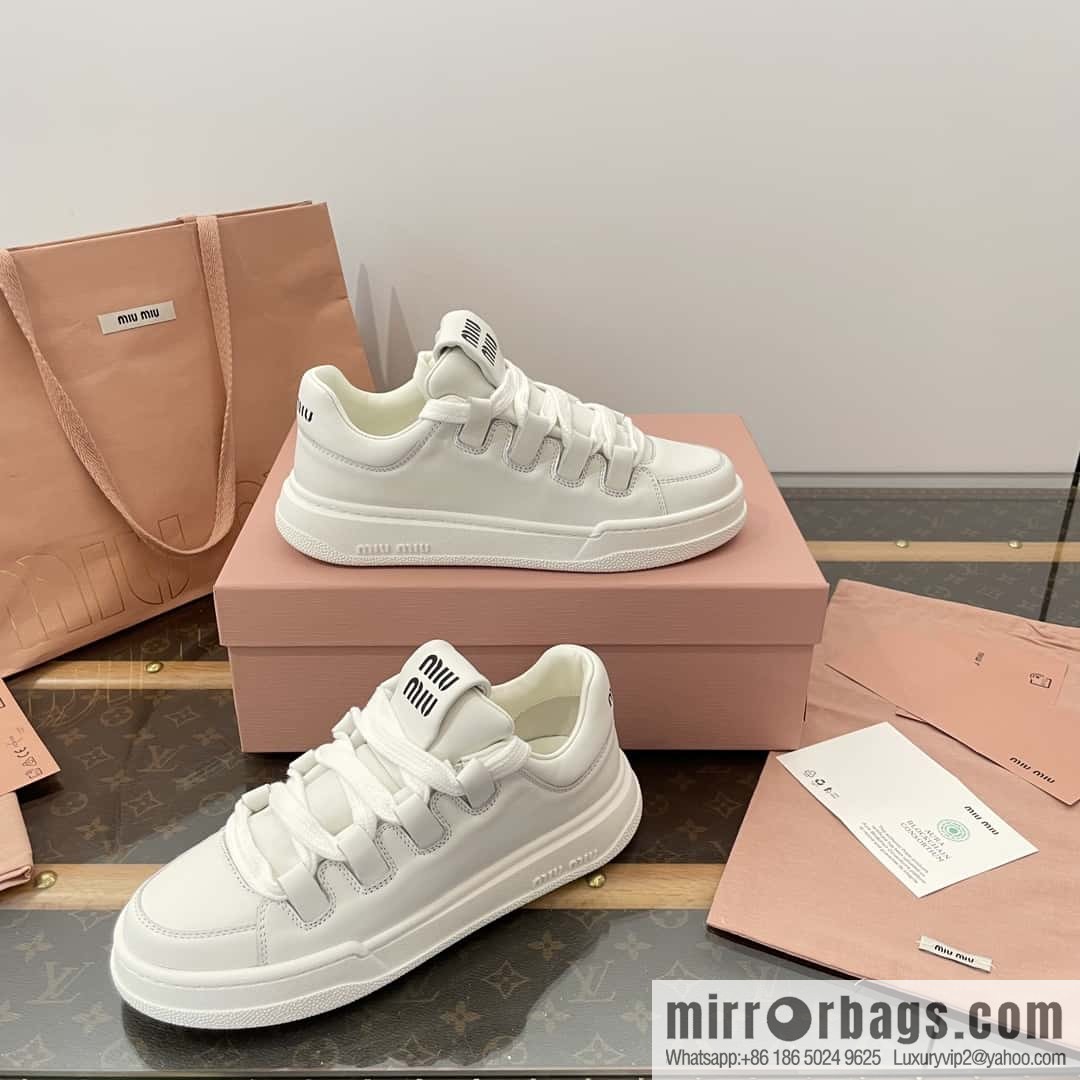 MIUMIU Miu Miu spring and summer platform casual white shoes