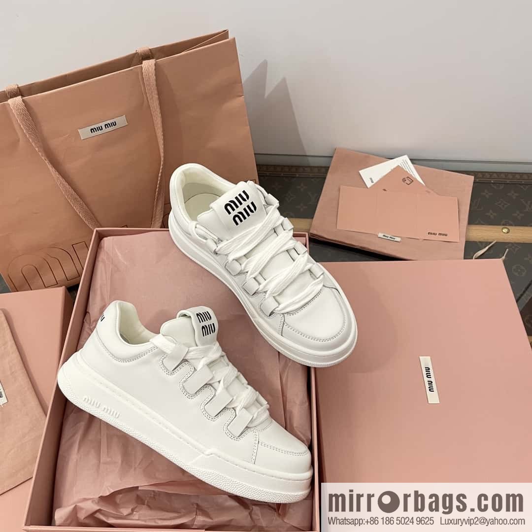 MIUMIU Miu Miu spring and summer platform casual white shoes