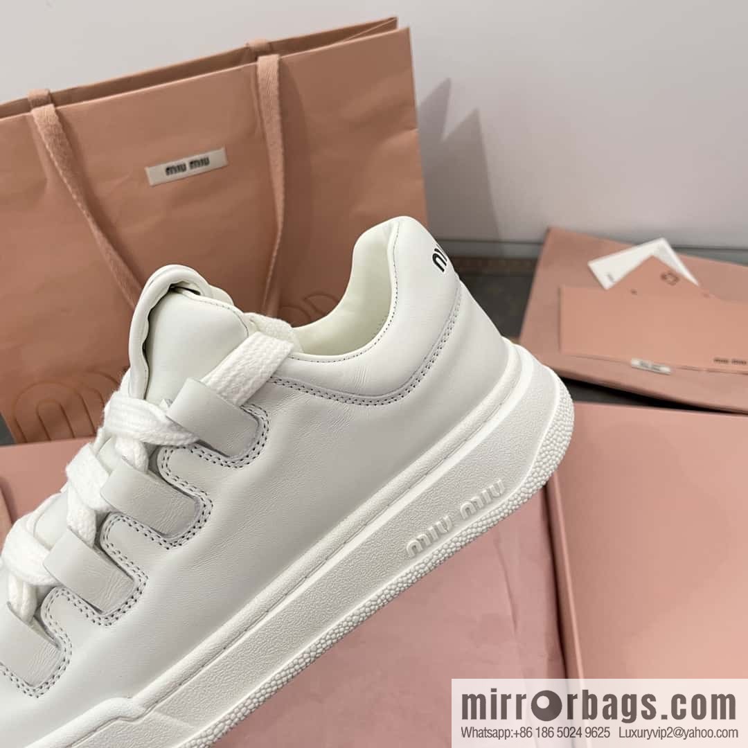 MIUMIU Miu Miu spring and summer platform casual white shoes