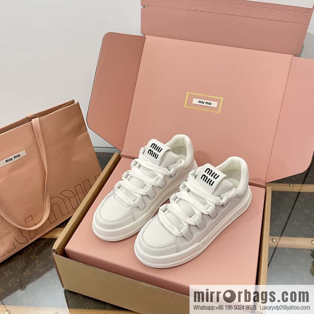 MIUMIU Miu Miu spring and summer platform casual white shoes