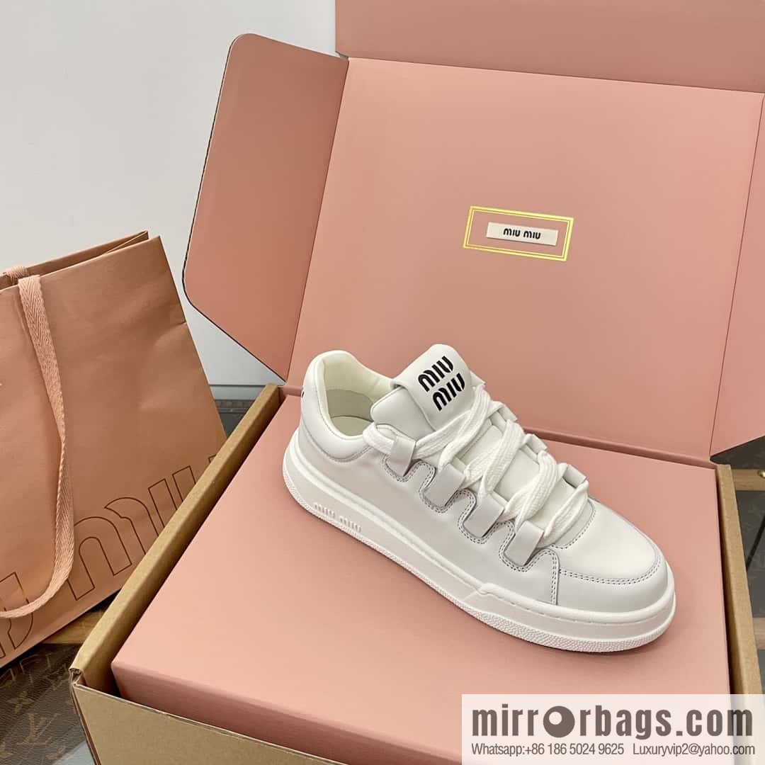 MIUMIU Miu Miu spring and summer platform casual white shoes