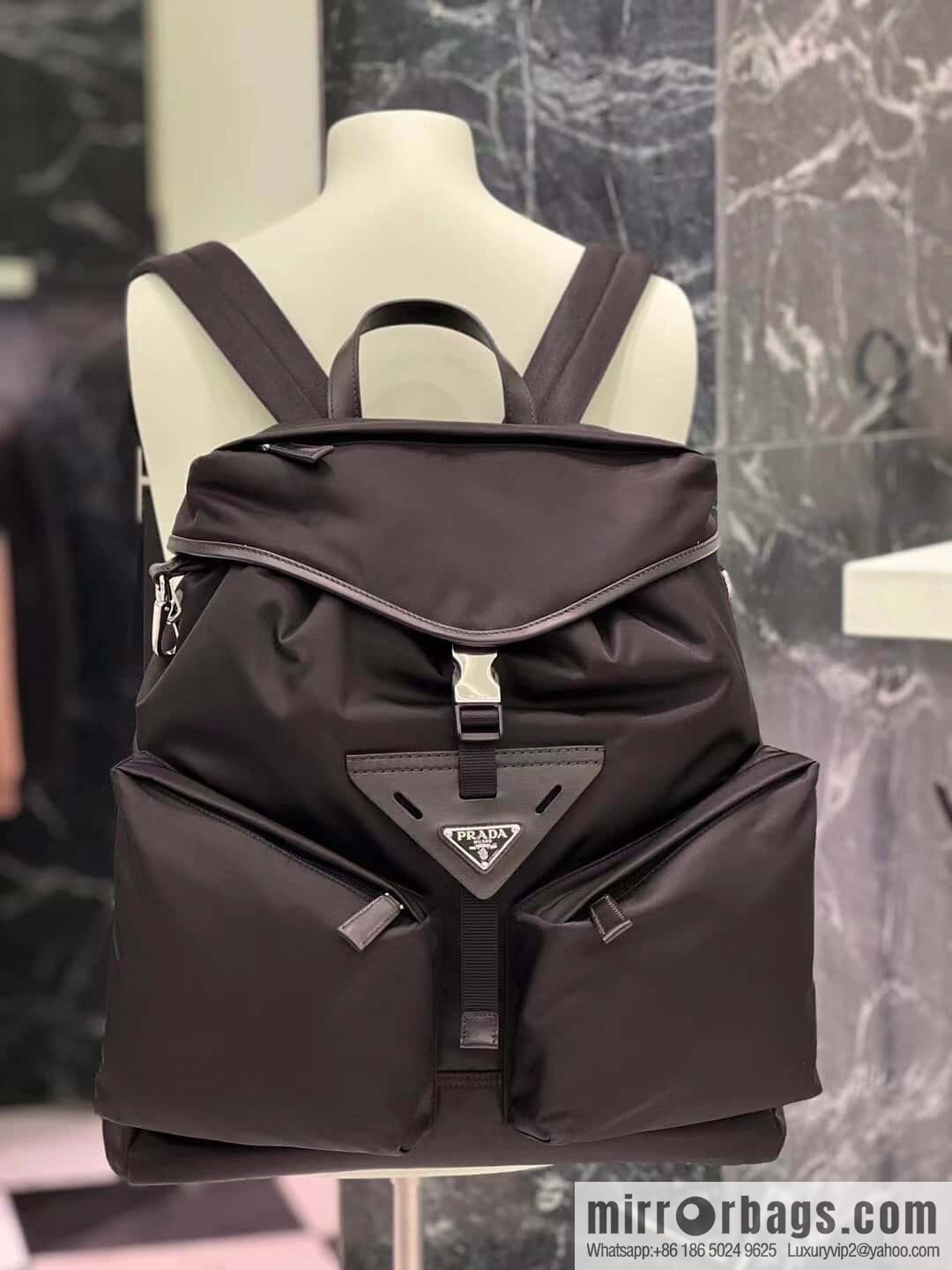 PRADA new catwalk model 🎉 2VZ108 shoulder back/shoulder bag