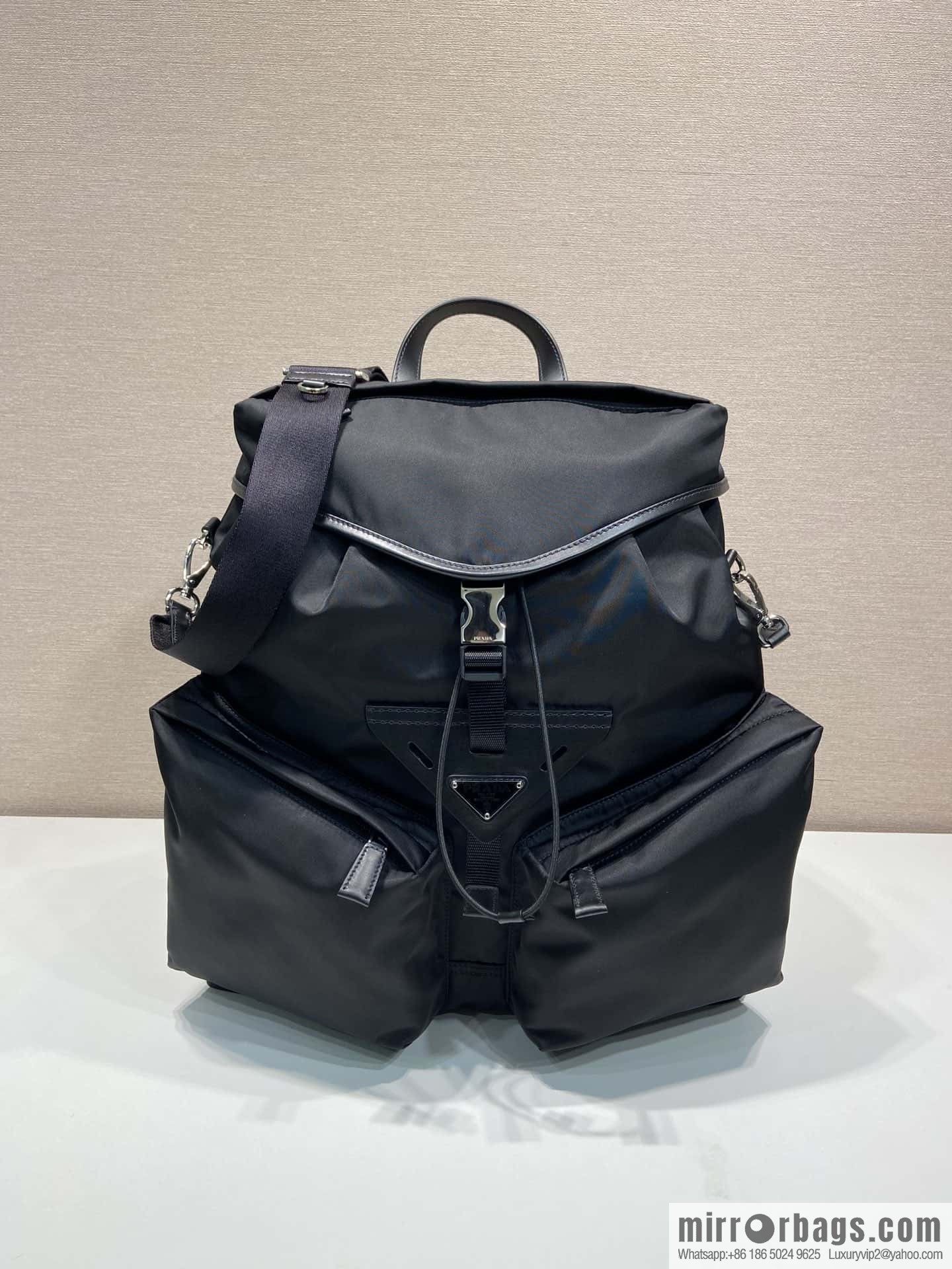 PRADA new catwalk model 🎉 2VZ108 shoulder back/shoulder bag
