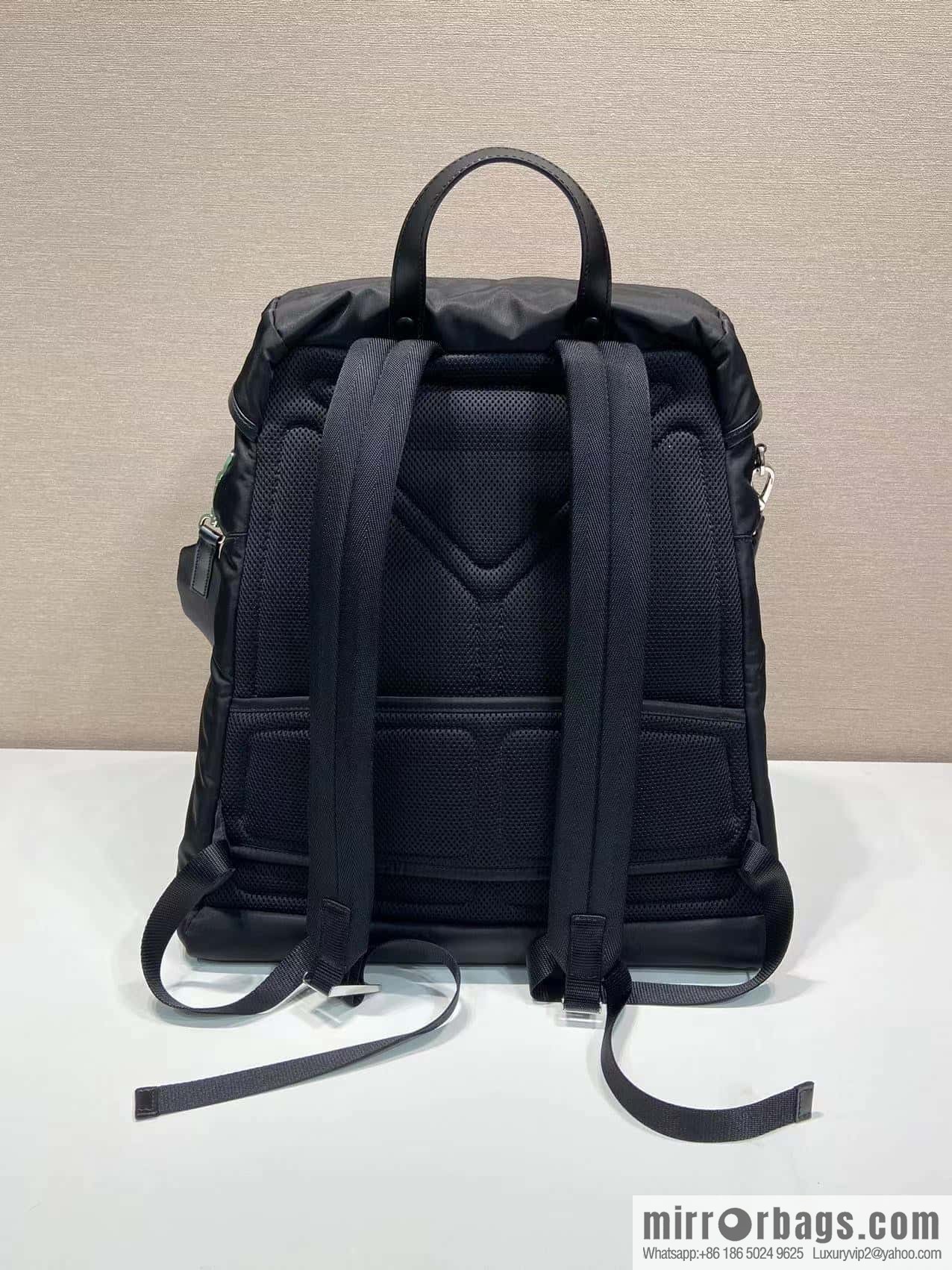 PRADA new catwalk model 🎉 2VZ108 shoulder back/shoulder bag